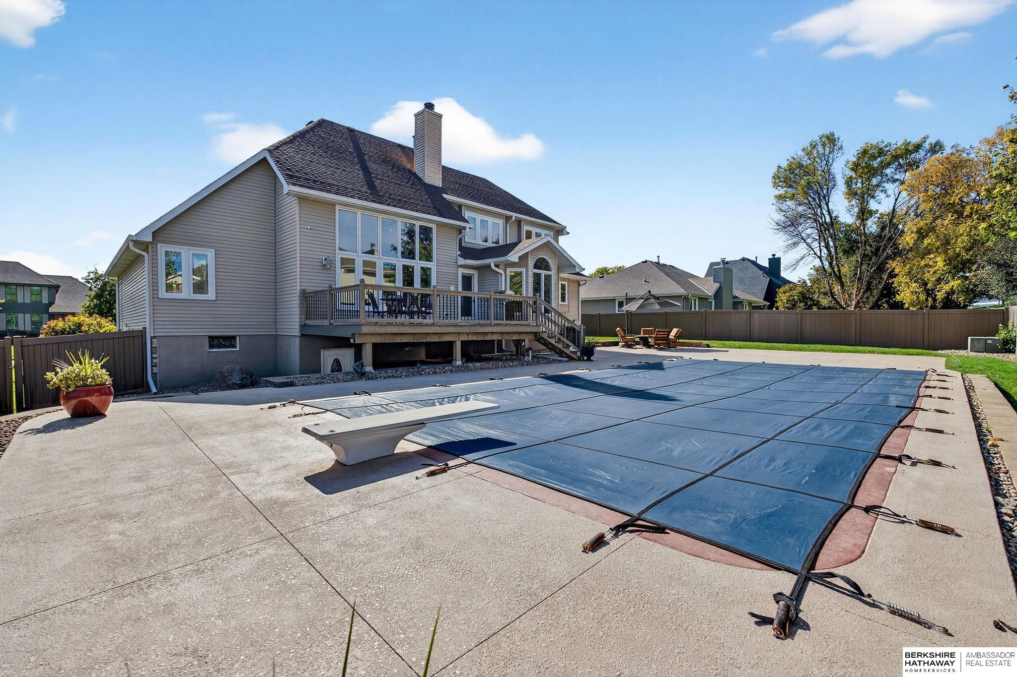 Papillion, Nebraska 68046, United States, 5 Bedrooms Bedrooms, ,3 BathroomsBathrooms,Residential,Active,228996