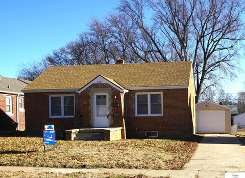Photo of 2303 Madison Street, Bellevue, NE 68005 (MLS # 22600767)