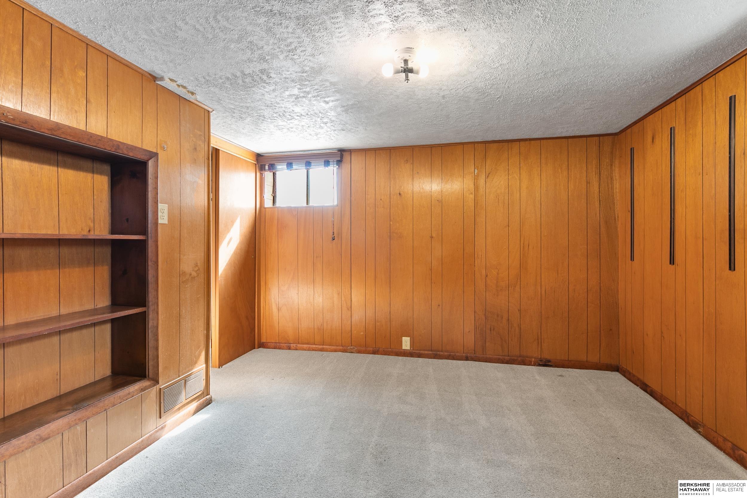 Lincoln, Nebraska 68506, United States, 3 Bedrooms Bedrooms, ,2 BathroomsBathrooms,Residential,Active,206728