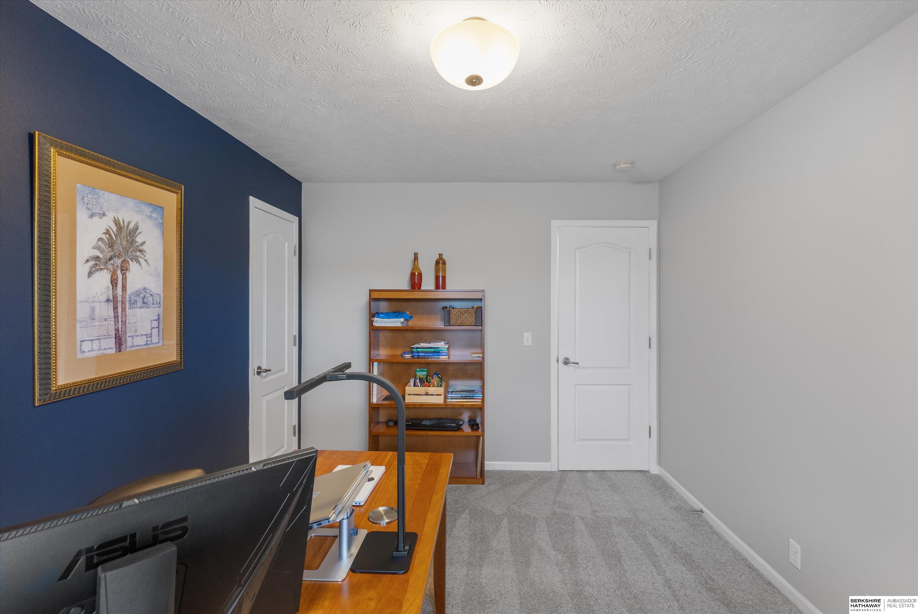 Papillion, Nebraska 68046, United States, 3 Bedrooms Bedrooms, ,2 BathroomsBathrooms,Residential,Pending,204073