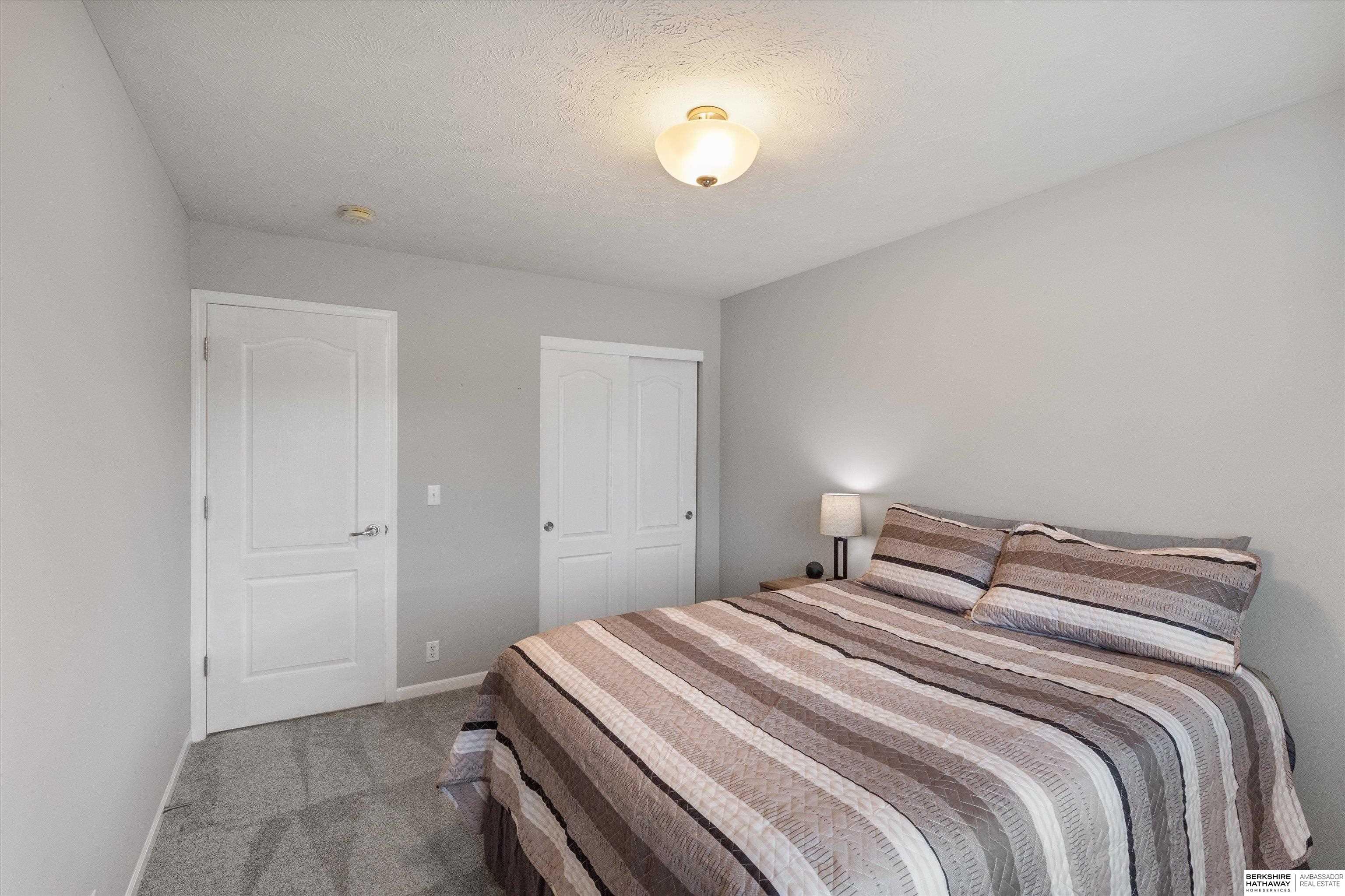 Papillion, Nebraska 68046, United States, 3 Bedrooms Bedrooms, ,2 BathroomsBathrooms,Residential,Pending,204073