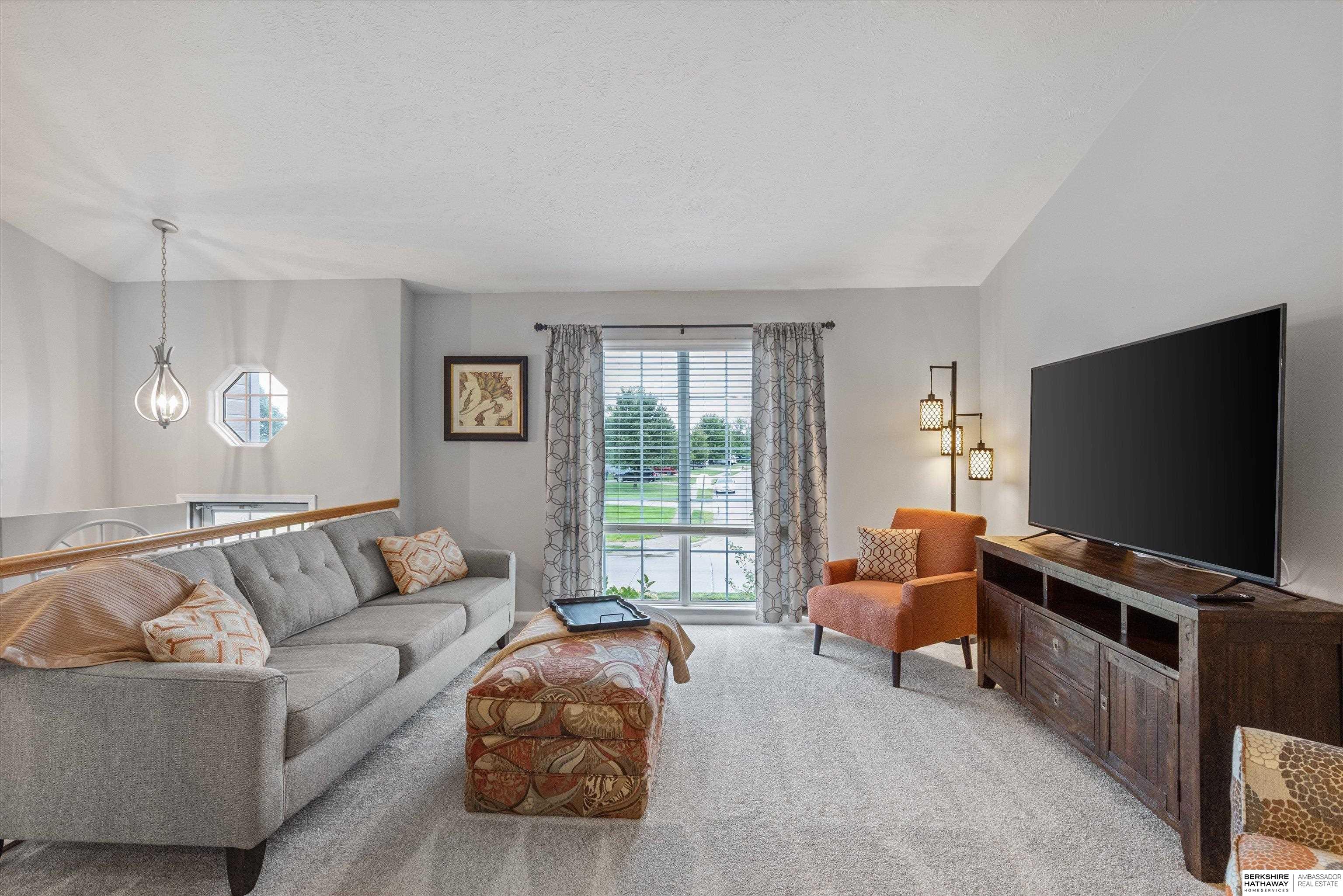 Papillion, Nebraska 68046, United States, 3 Bedrooms Bedrooms, ,2 BathroomsBathrooms,Residential,Pending,204073