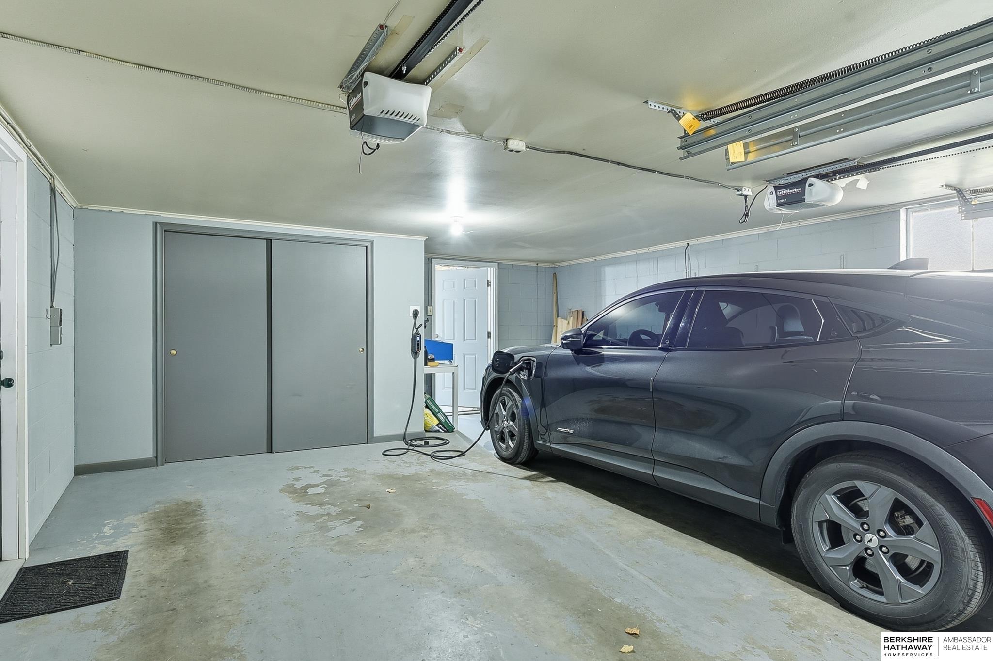 Papillion, Nebraska 68046, United States, 3 Bedrooms Bedrooms, ,2 BathroomsBathrooms,Residential,Active,254737