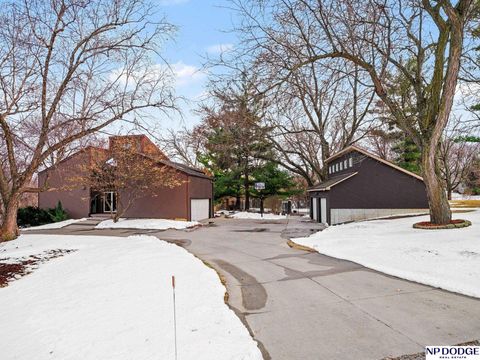 Photo of 21025 Timberlane Drive, Elkhorn, NE 68022 (MLS # 22605489)