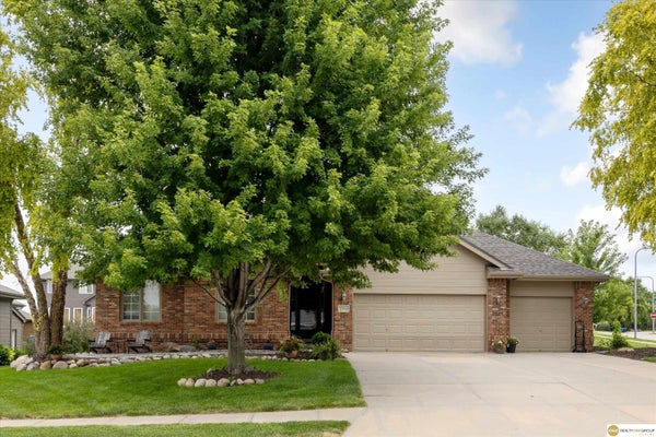 17002 GRANT ST, OMAHA, NE 68116 - Image be774e314cd2d84bde15d2e4b29a0fb8/2037752746