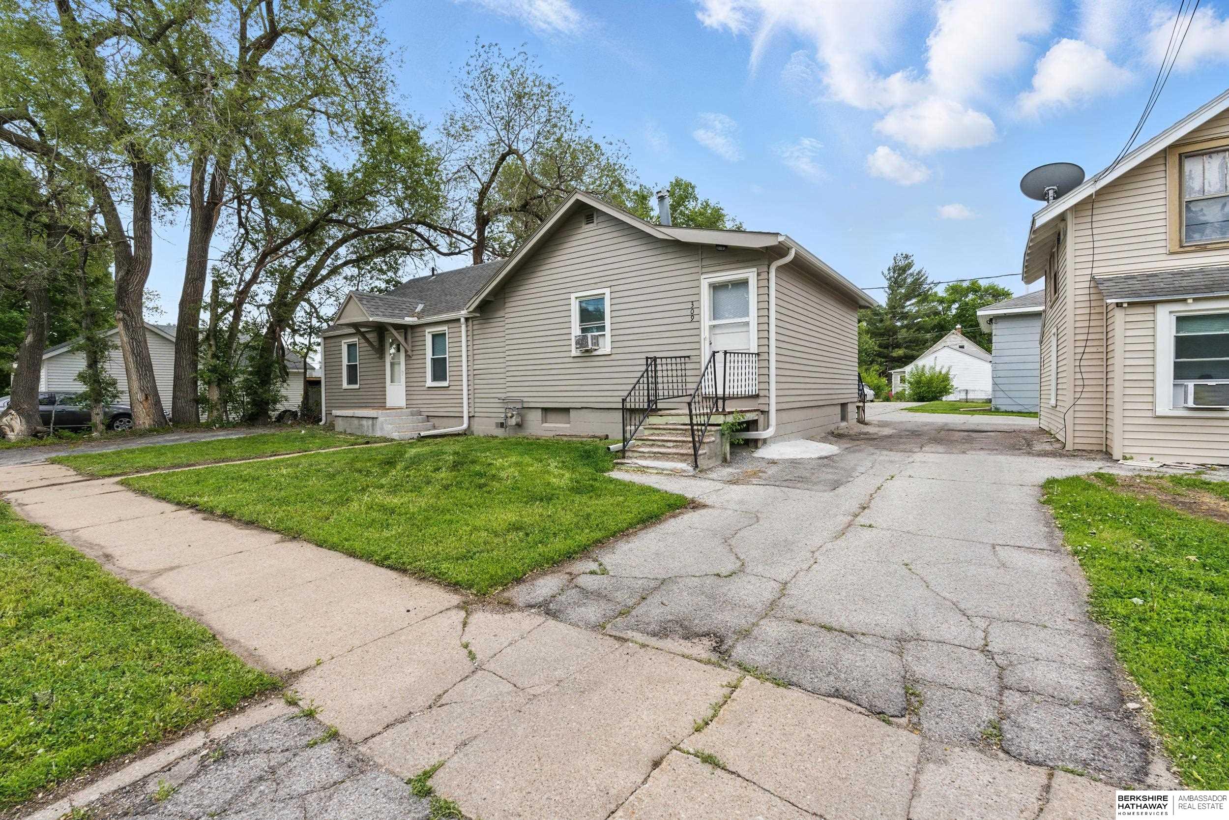 Fremont, Nebraska 68025, United States, 9 Bedrooms Bedrooms, ,8 BathroomsBathrooms,Residential,Active,134141