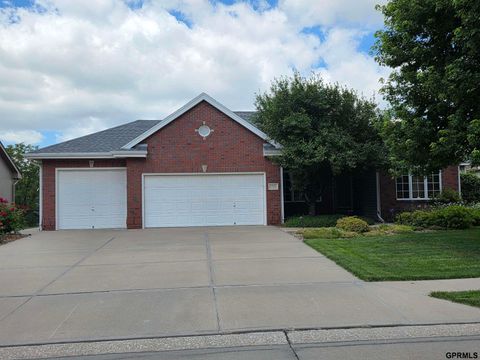 Photo of 7322 S 93rd Street, La Vista, NE 68128 (MLS # 22618302)