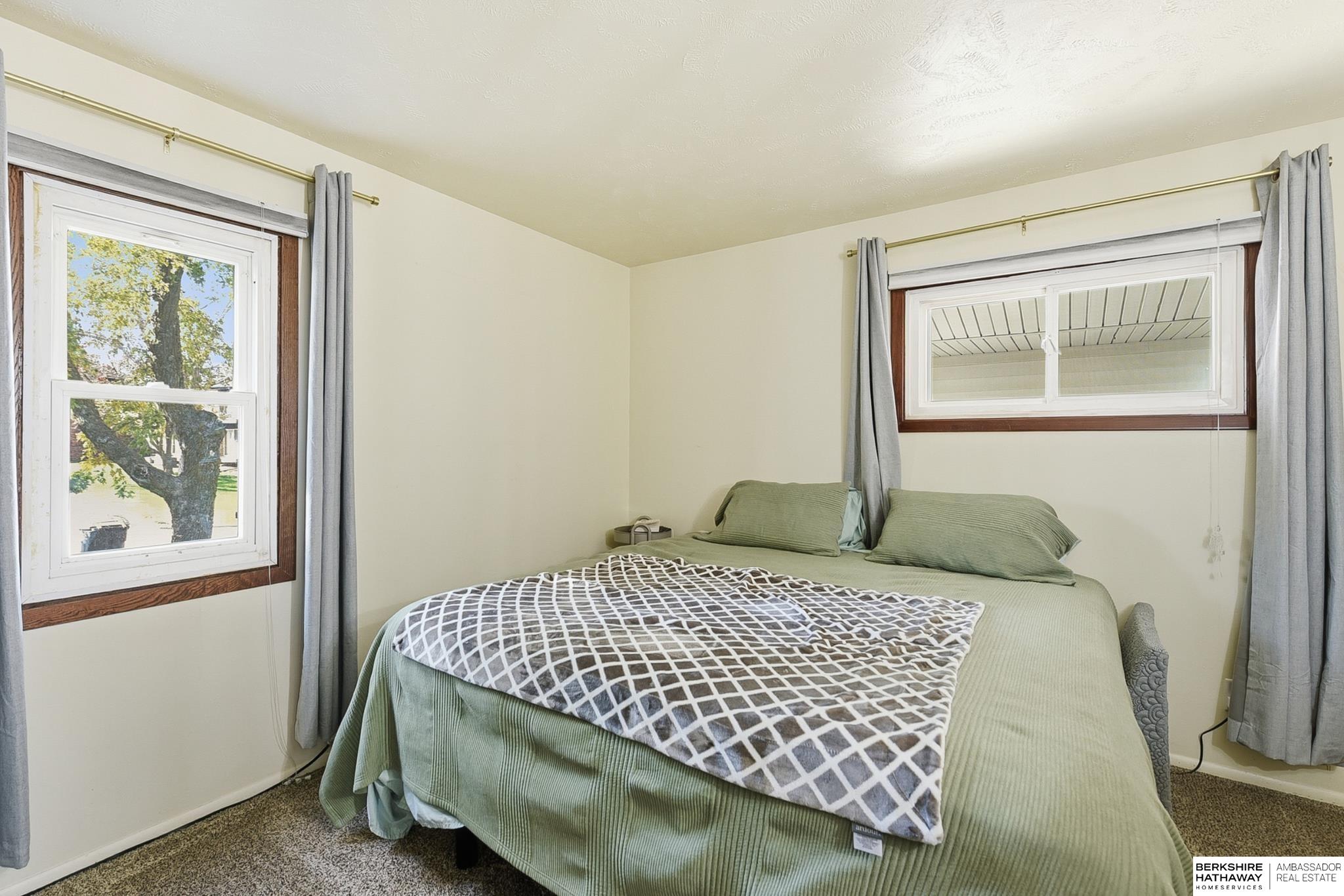 Omaha, Nebraska 68134, United States, 3 Bedrooms Bedrooms, ,2 BathroomsBathrooms,Residential,Active,234554