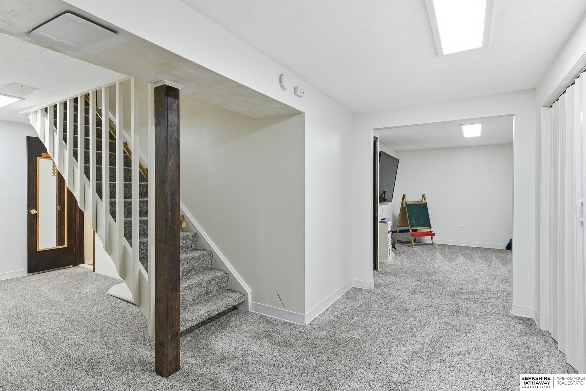 Omaha, Nebraska 68134, United States, 3 Bedrooms Bedrooms, ,2 BathroomsBathrooms,Residential,Active,234554