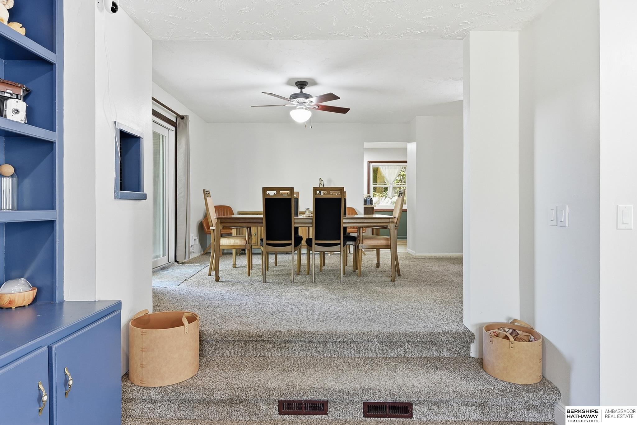 Omaha, Nebraska 68134, United States, 3 Bedrooms Bedrooms, ,2 BathroomsBathrooms,Residential,Active,234554