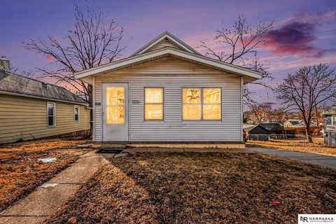 Photo of 1503 Berry Avenue, Omaha, NE 68107 (MLS # 22603052)