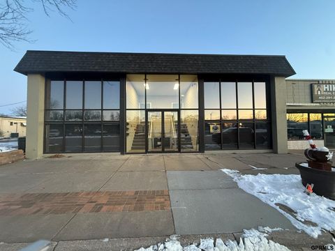 Photo of 110 Mission Avenue, Bellevue, NE 68005 (MLS # 22534444)