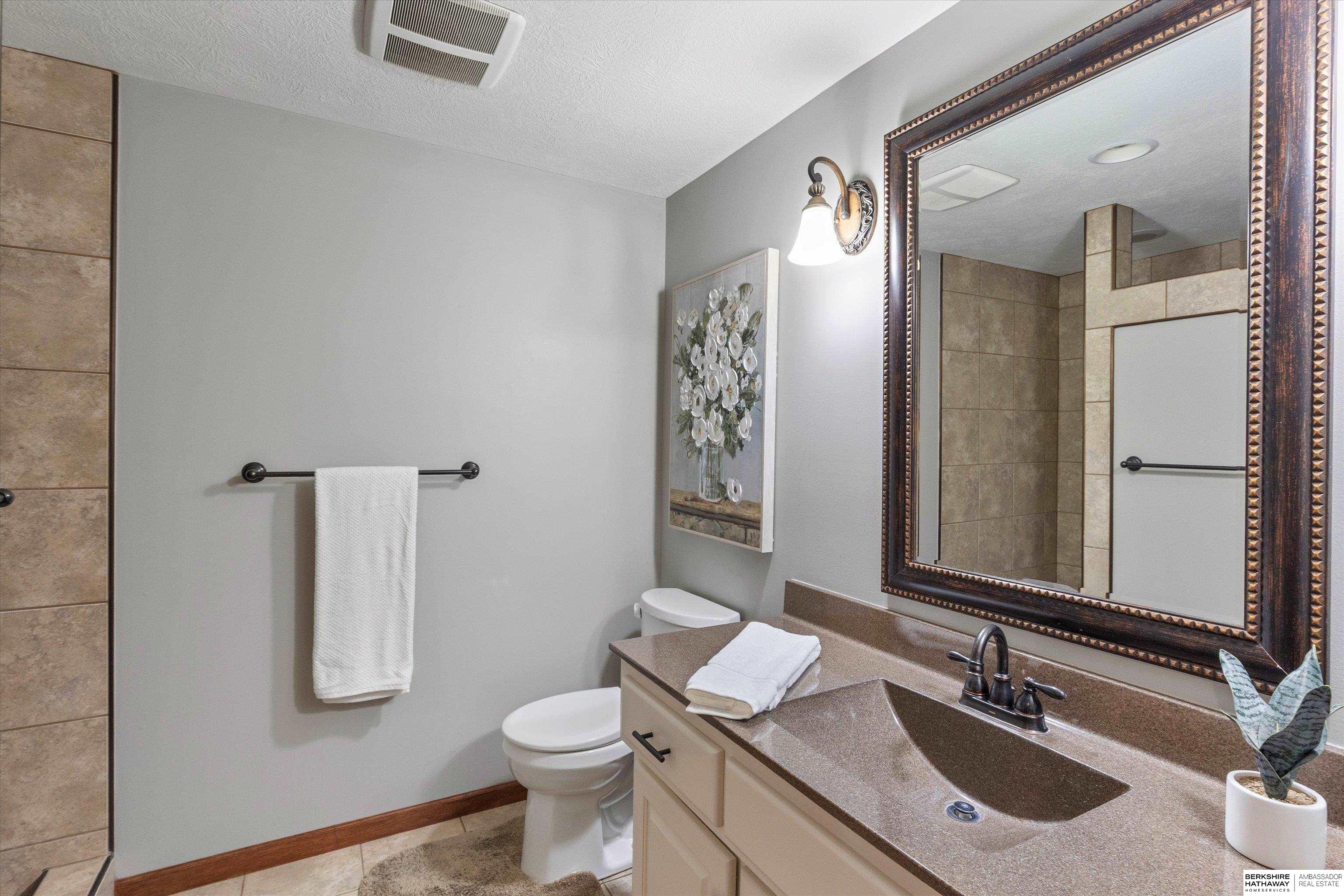 Omaha, Nebraska 68136, United States, 5 Bedrooms Bedrooms, ,3 BathroomsBathrooms,Residential,Active,248929