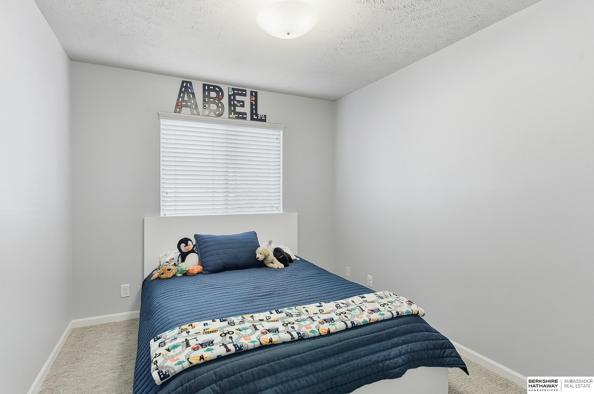 Omaha, Nebraska 68135, United States, 3 Bedrooms Bedrooms, ,2 BathroomsBathrooms,Residential,Active,223423