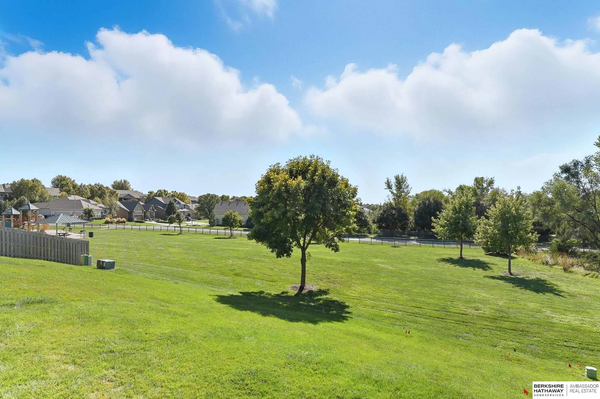 Omaha, Nebraska 68135, United States, 3 Bedrooms Bedrooms, ,2 BathroomsBathrooms,Residential,Active,223423