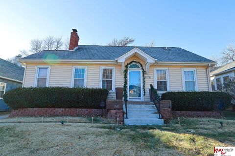 Photo of 978 S 50th Street, Omaha, NE 68106 (MLS # 22535297)