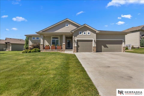 Photo of 21805 H Street, Omaha, NE 68022 (MLS # 22620871)