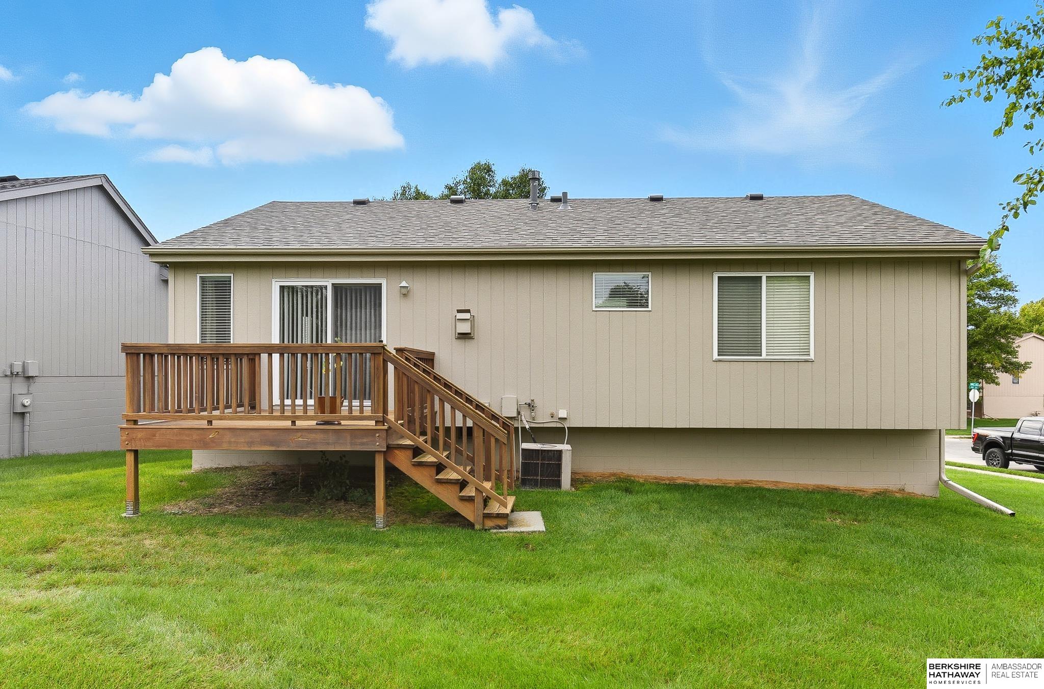 Omaha, Nebraska 68116, United States, 2 Bedrooms Bedrooms, ,2 BathroomsBathrooms,Residential,Active,220123