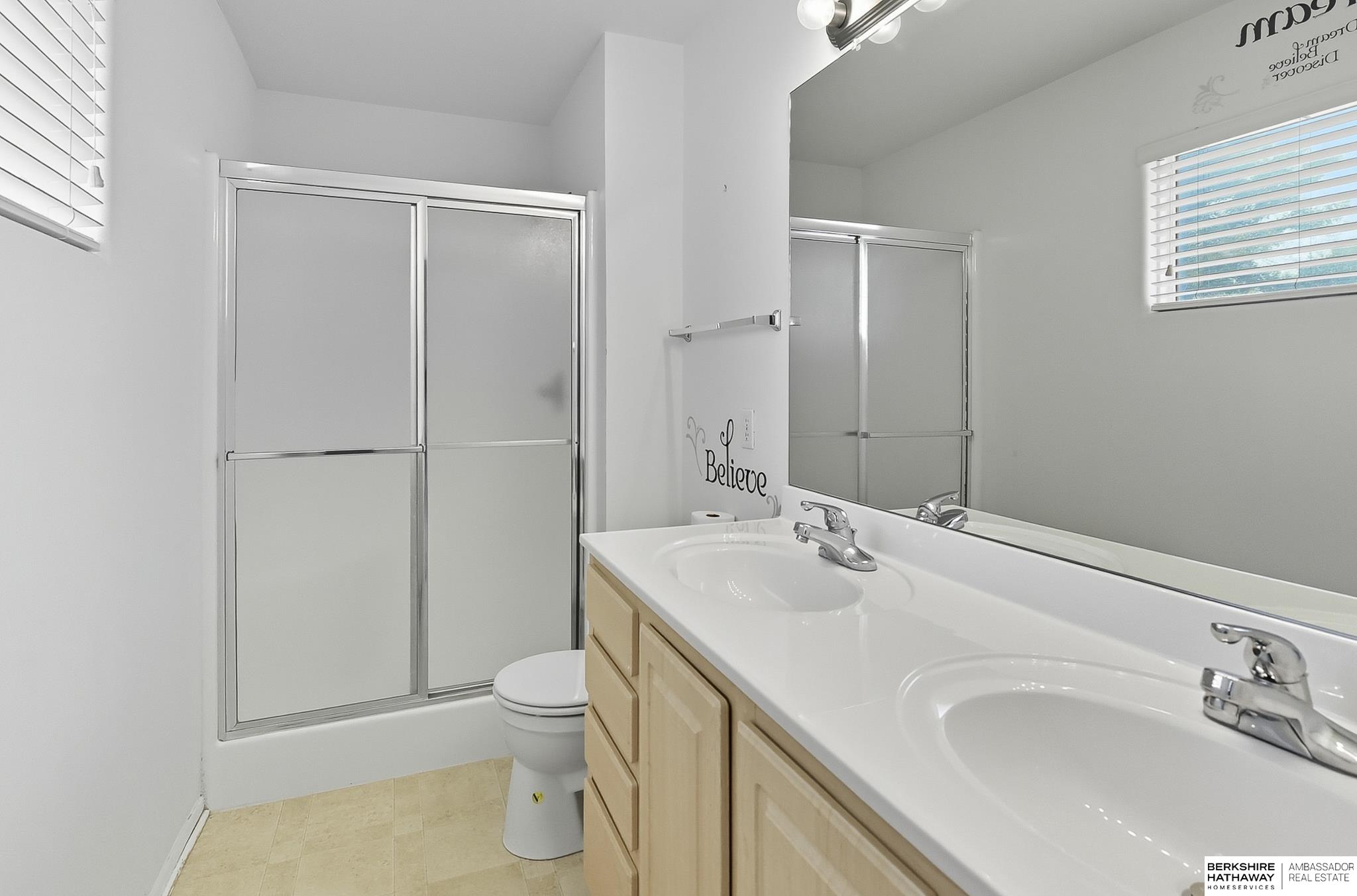 Omaha, Nebraska 68116, United States, 2 Bedrooms Bedrooms, ,2 BathroomsBathrooms,Residential,Active,220123