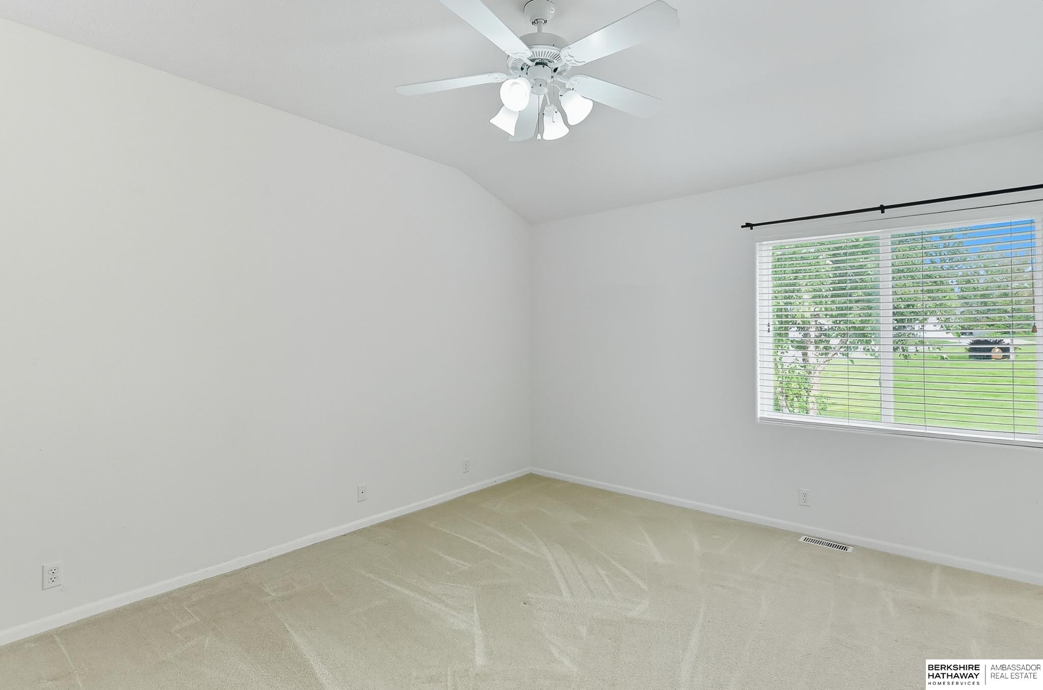 Omaha, Nebraska 68116, United States, 2 Bedrooms Bedrooms, ,2 BathroomsBathrooms,Residential,Active,220123