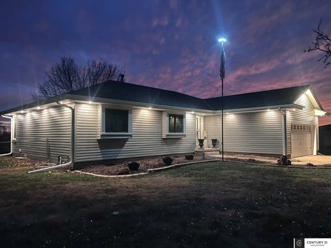 Photo of 3703 Marie Street, Bellevue, NE 68147 (MLS # 22535045)