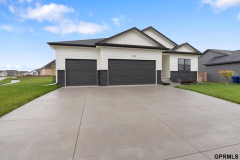 Photo of 21858 Amber Circle, Gretna, NE 68028 (MLS # 22534425)
