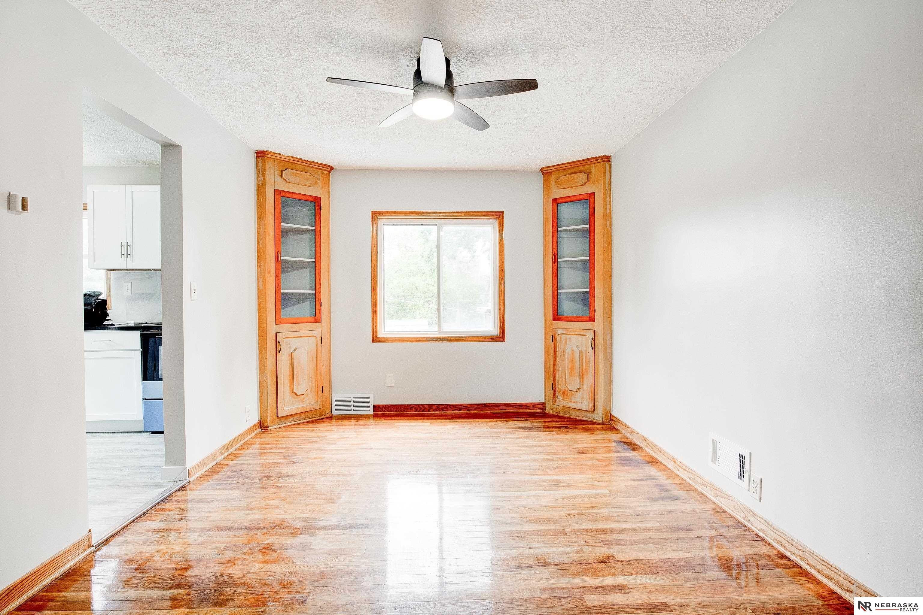 3300 S 48th Street