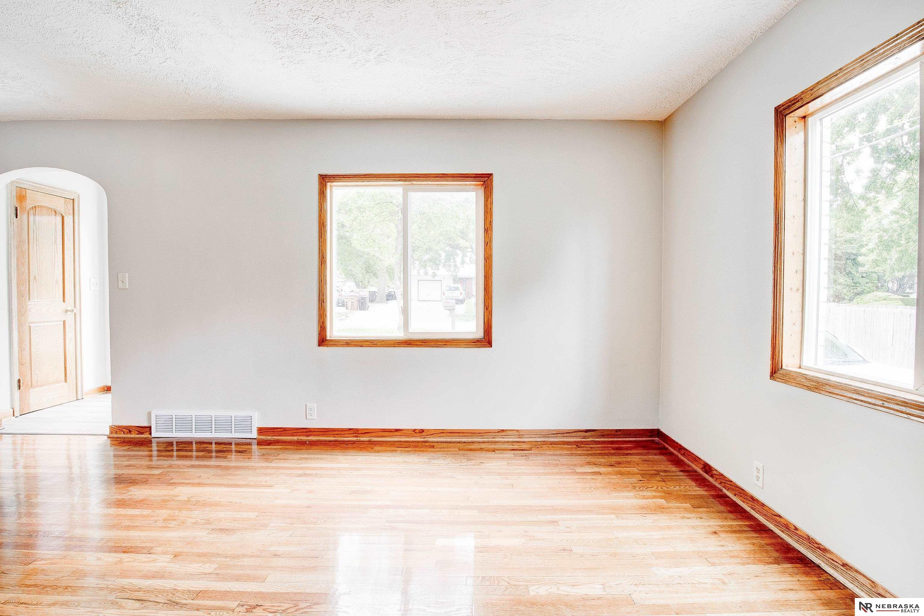 3300 S 48th Street
