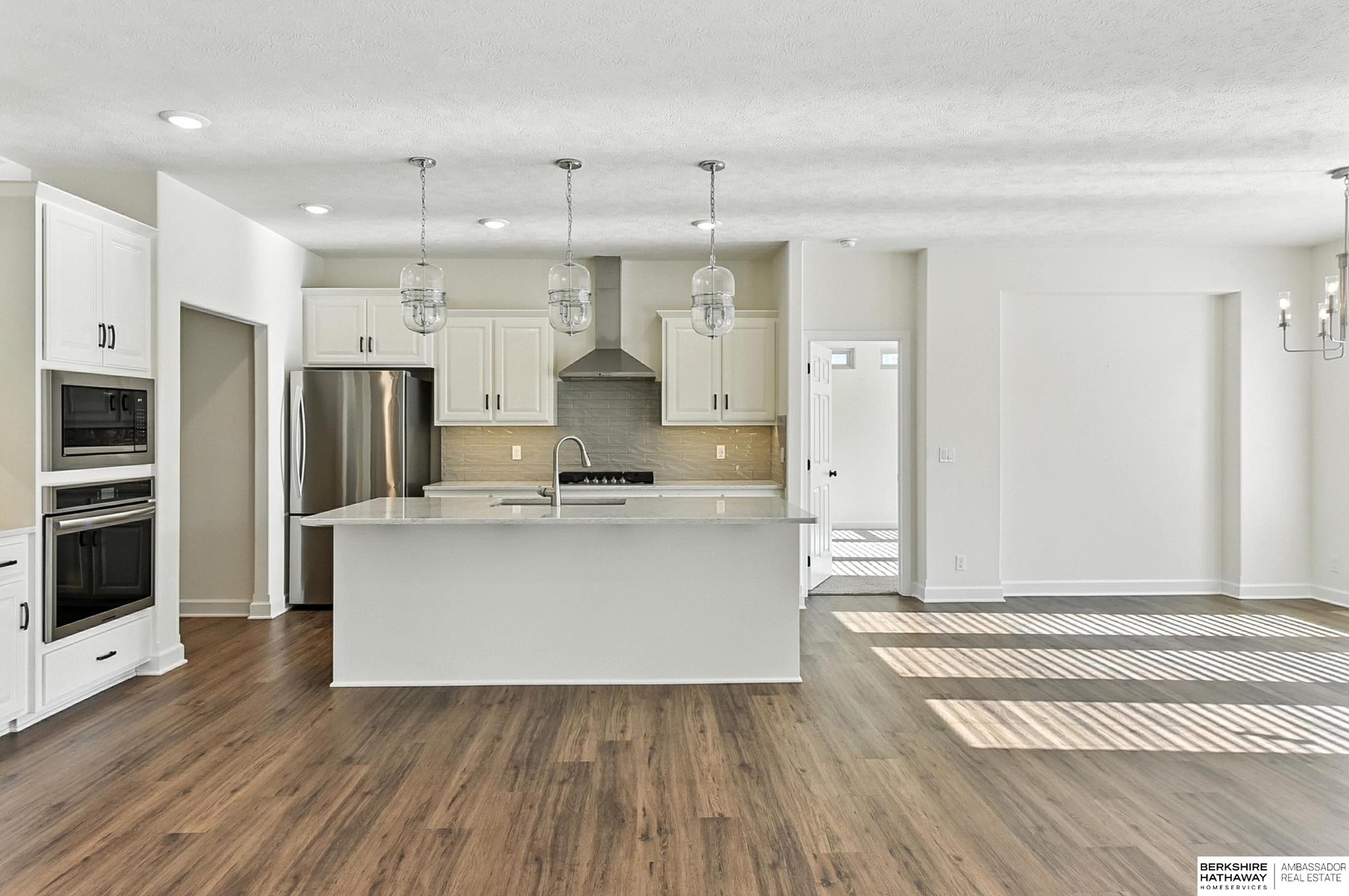 Omaha, Nebraska 68135, United States, 4 Bedrooms Bedrooms, ,3 BathroomsBathrooms,Residential,Active,179445