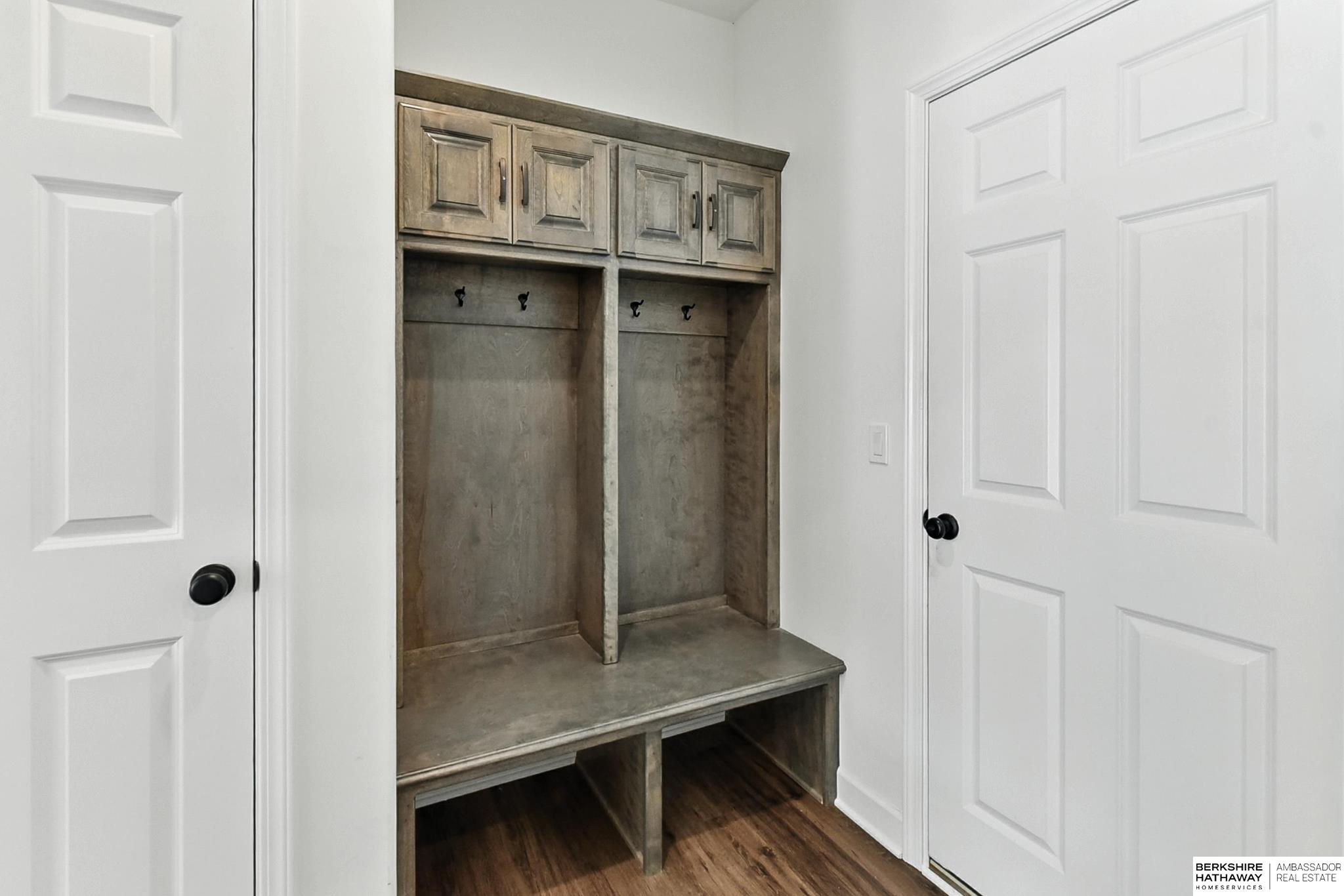 Omaha, Nebraska 68135, United States, 4 Bedrooms Bedrooms, ,3 BathroomsBathrooms,Residential,Active,179445