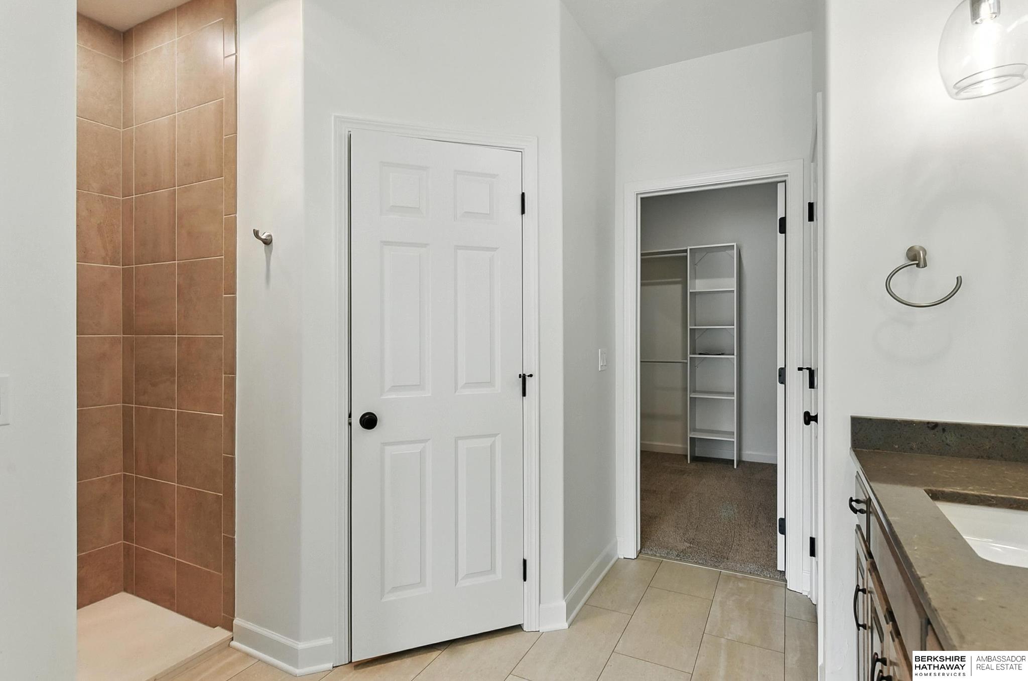 Omaha, Nebraska 68135, United States, 4 Bedrooms Bedrooms, ,3 BathroomsBathrooms,Residential,Active,179445