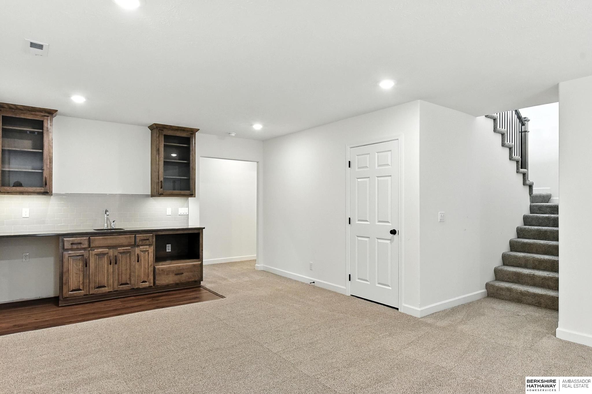 Omaha, Nebraska 68135, United States, 4 Bedrooms Bedrooms, ,3 BathroomsBathrooms,Residential,Active,179445