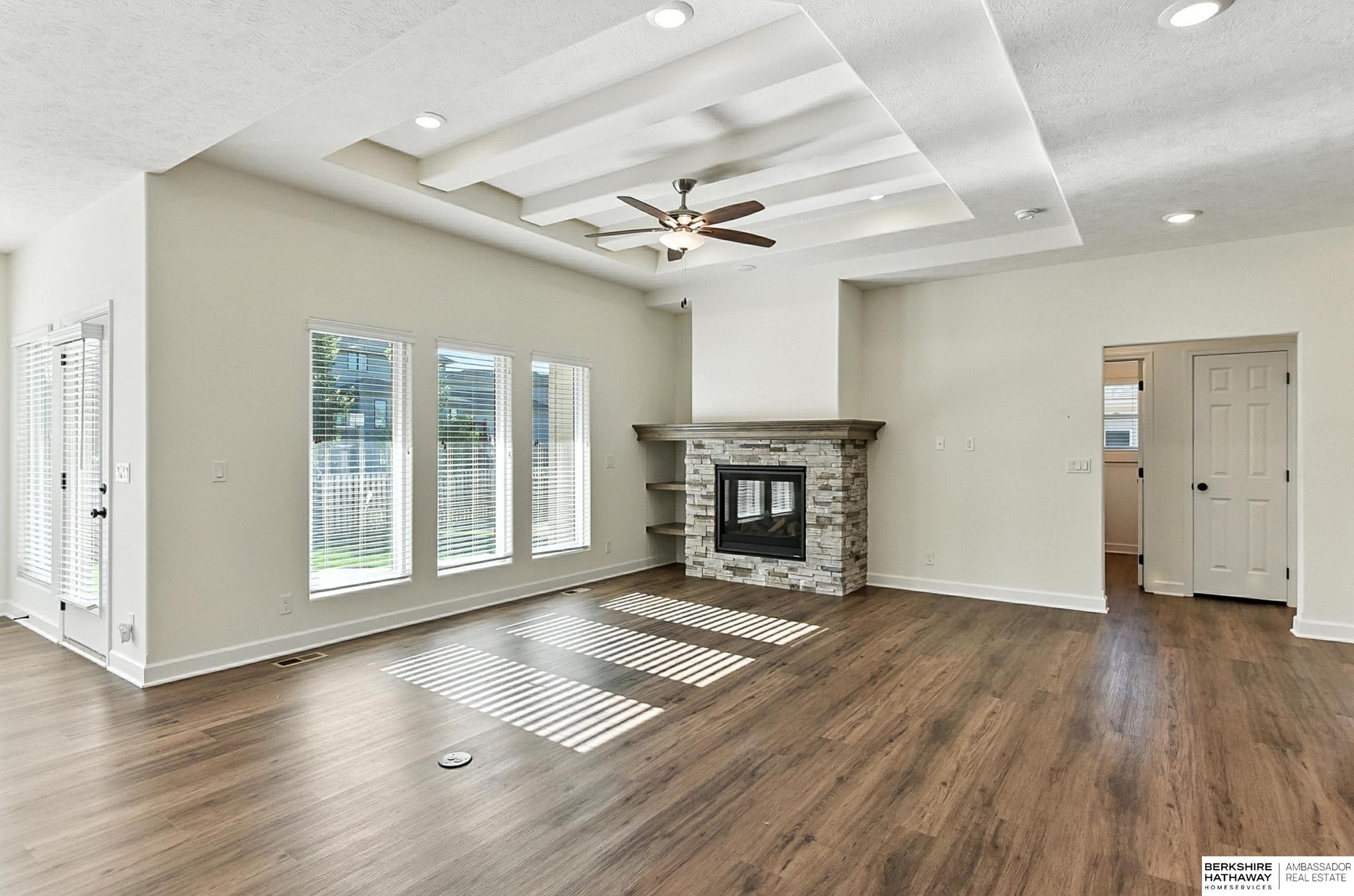 Omaha, Nebraska 68135, United States, 4 Bedrooms Bedrooms, ,3 BathroomsBathrooms,Residential,Active,179445