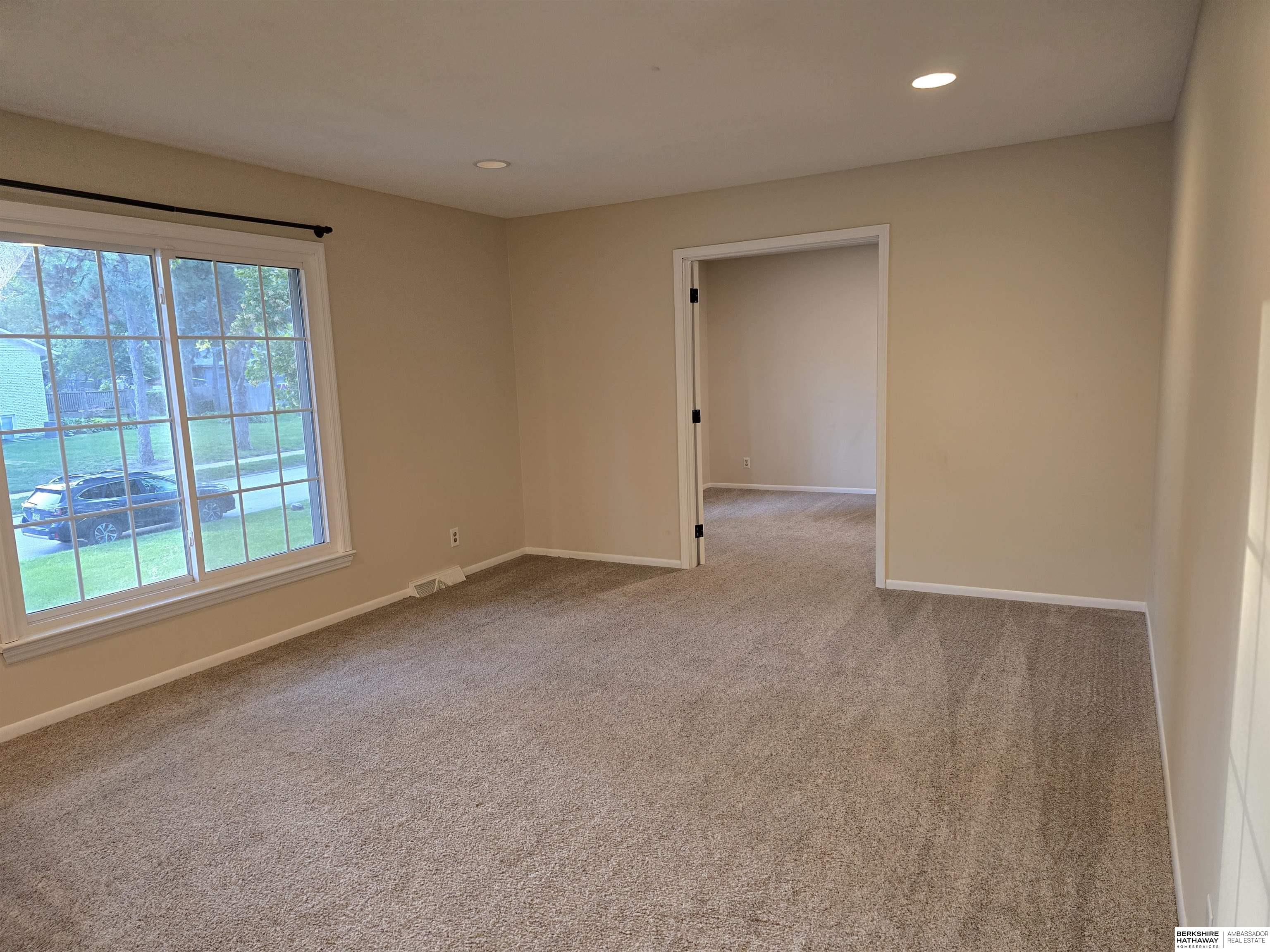 Elkhorn, Nebraska 68022, United States, 3 Bedrooms Bedrooms, ,3 BathroomsBathrooms,Residential,Active,177197