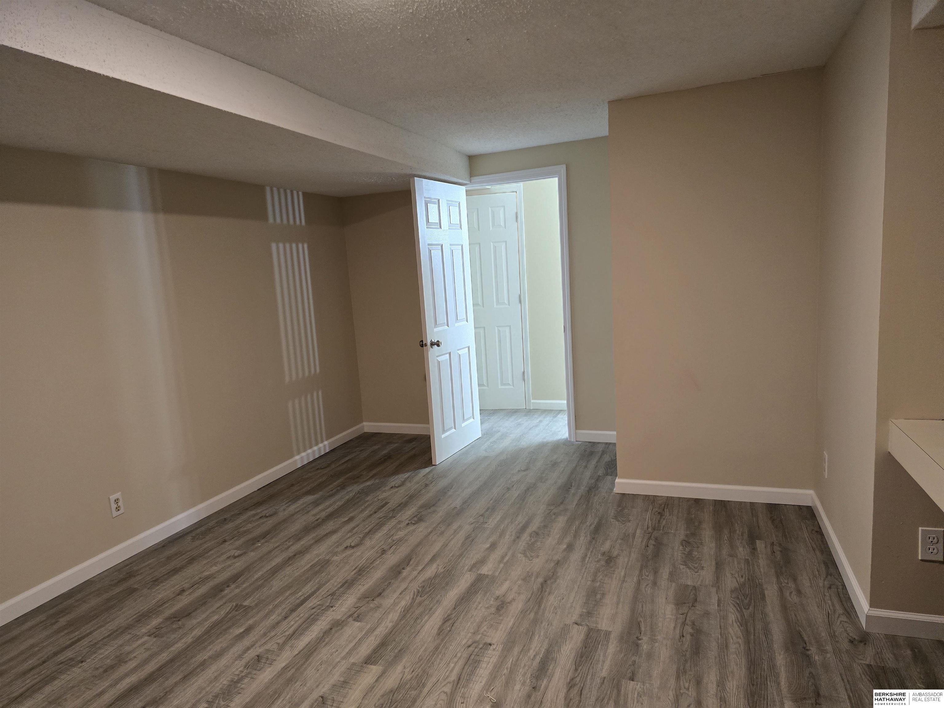 Elkhorn, Nebraska 68022, United States, 3 Bedrooms Bedrooms, ,3 BathroomsBathrooms,Residential,Active,177197