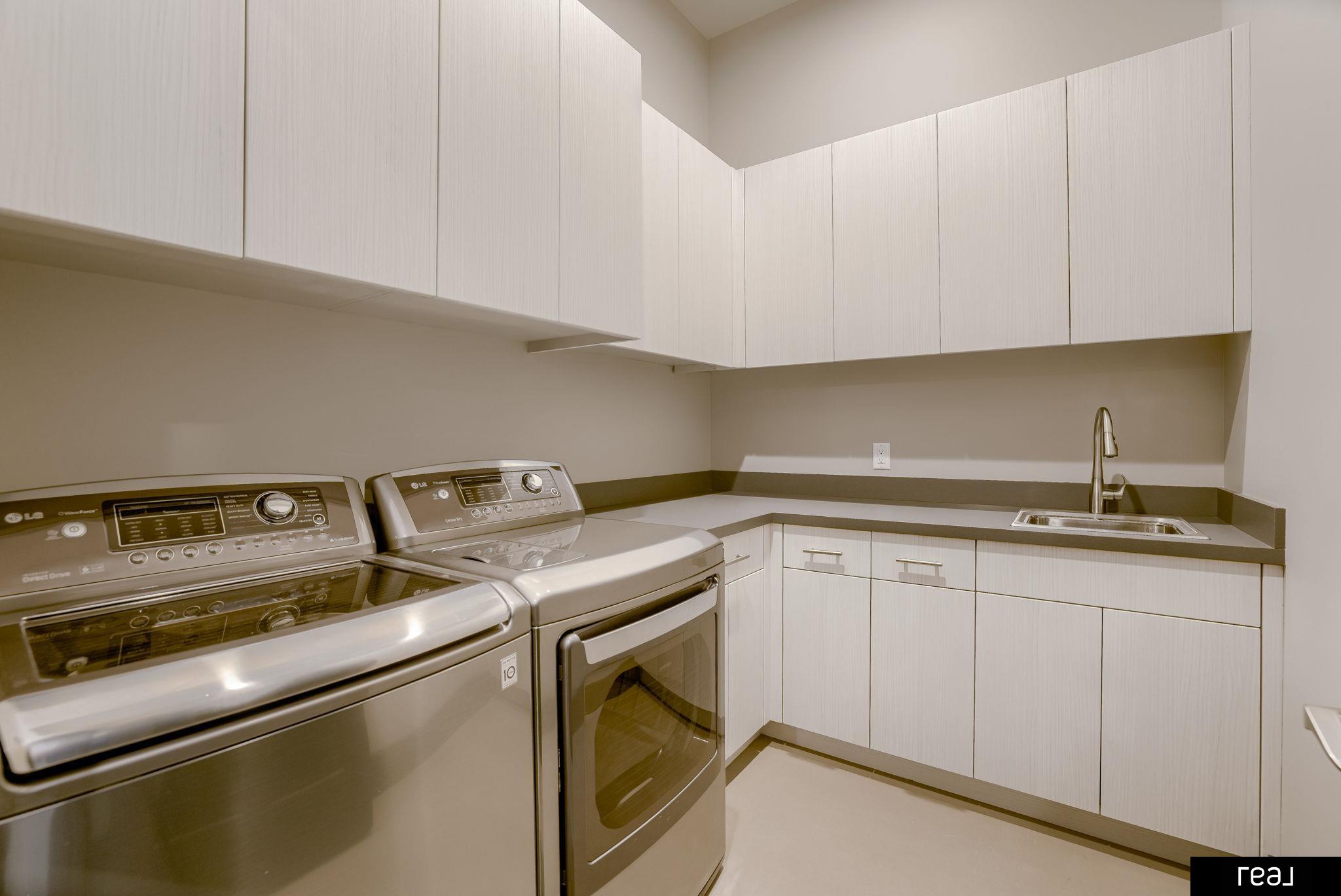 Omaha, Nebraska 68102, United States, 3 Bedrooms Bedrooms, ,3 BathroomsBathrooms,Residential,Active,108062