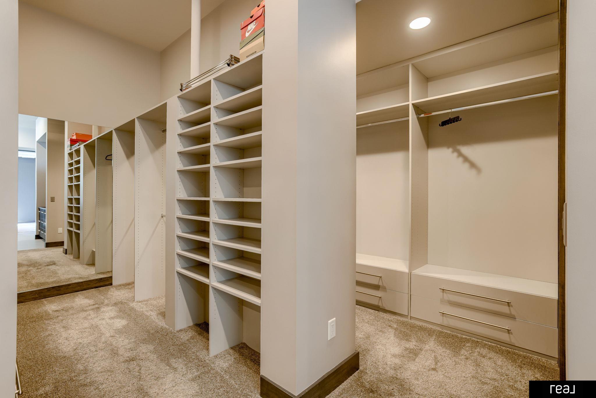 Omaha, Nebraska 68102, United States, 3 Bedrooms Bedrooms, ,3 BathroomsBathrooms,Residential,Active,108062