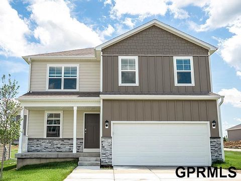 Photo of 11964 S 114th Avenue, Papillion, NE 68046 (MLS # 22613650)