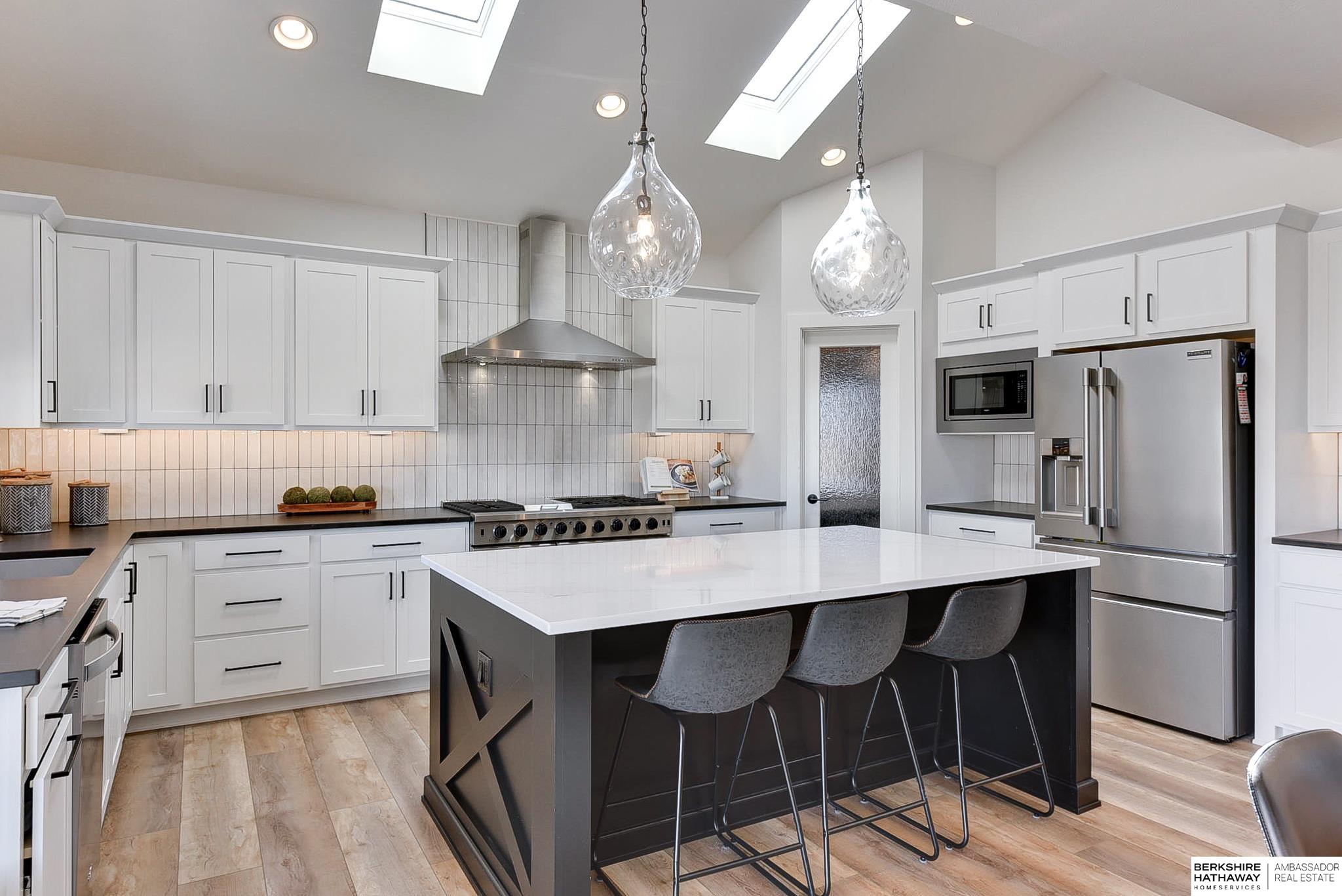 Omaha, Nebraska 68022, United States, 4 Bedrooms Bedrooms, ,4 BathroomsBathrooms,Residential,Active,84495