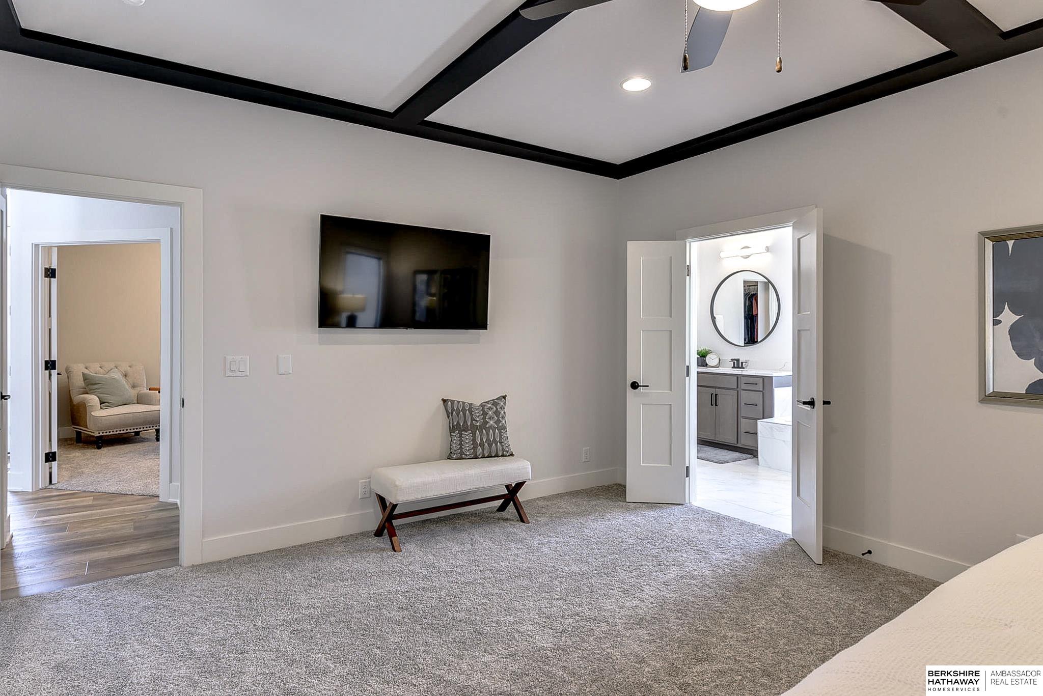 Omaha, Nebraska 68022, United States, 4 Bedrooms Bedrooms, ,4 BathroomsBathrooms,Residential,Active,84495