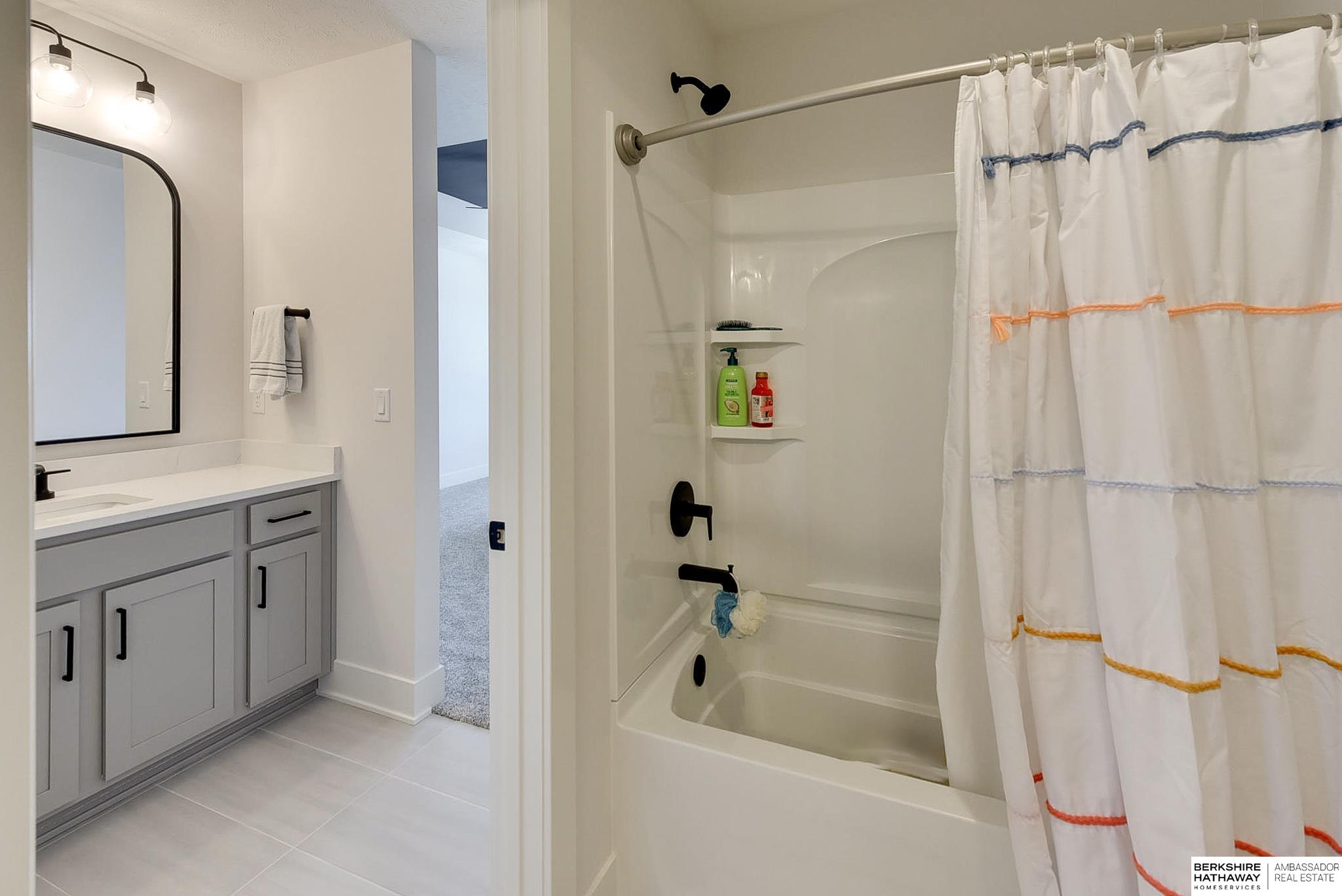 Omaha, Nebraska 68022, United States, 4 Bedrooms Bedrooms, ,4 BathroomsBathrooms,Residential,Active,84495