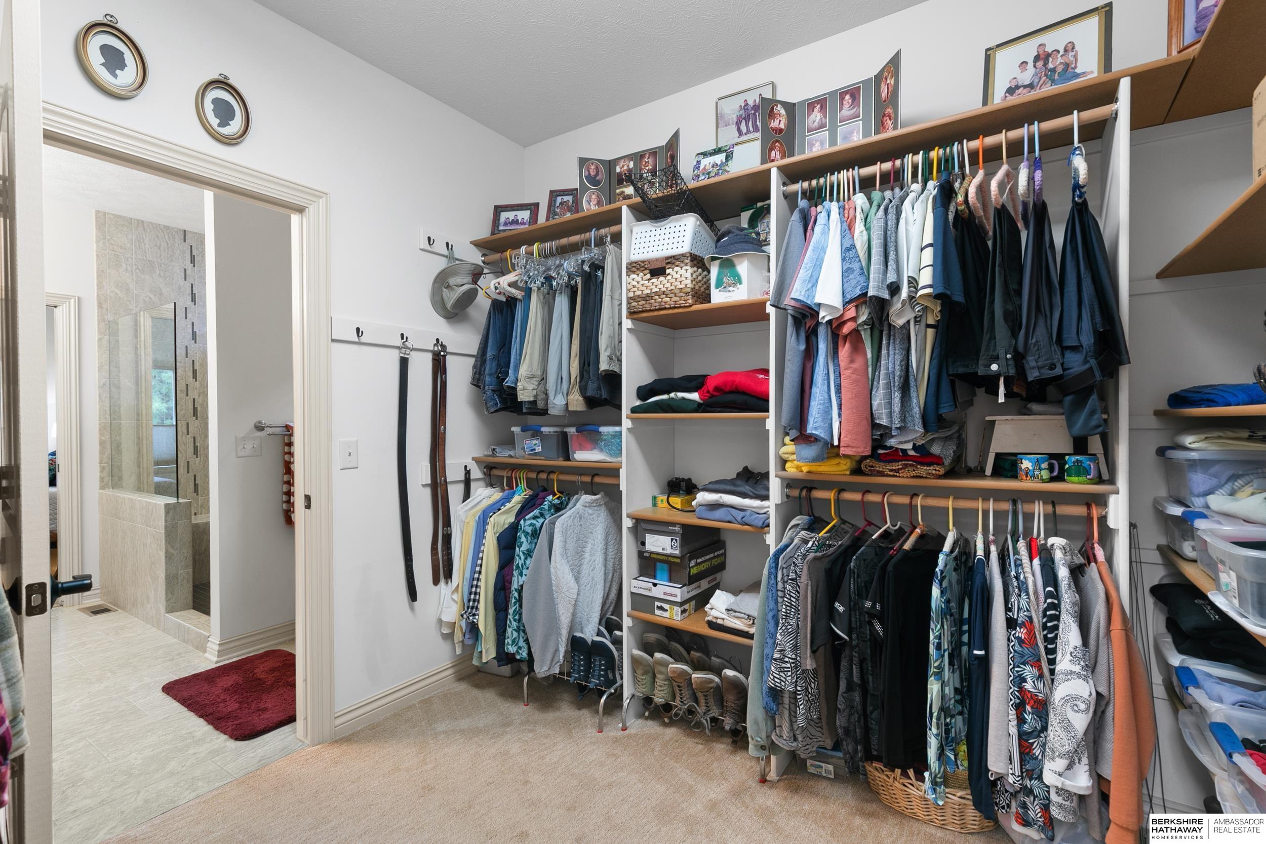 Lincoln, Nebraska 68527, United States, 3 Bedrooms Bedrooms, ,3 BathroomsBathrooms,Residential,Active,224491