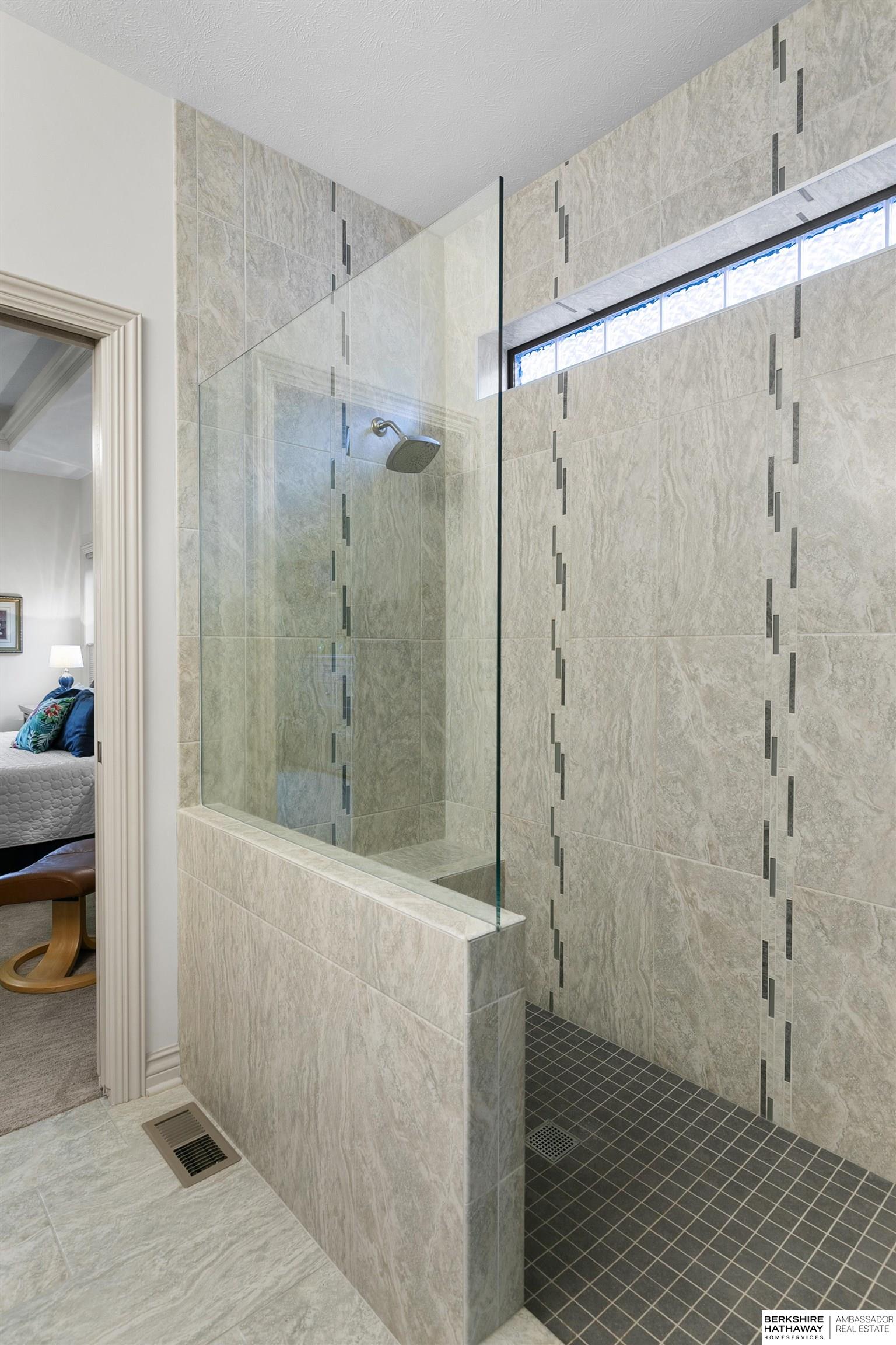 Lincoln, Nebraska 68527, United States, 3 Bedrooms Bedrooms, ,3 BathroomsBathrooms,Residential,Active,224491