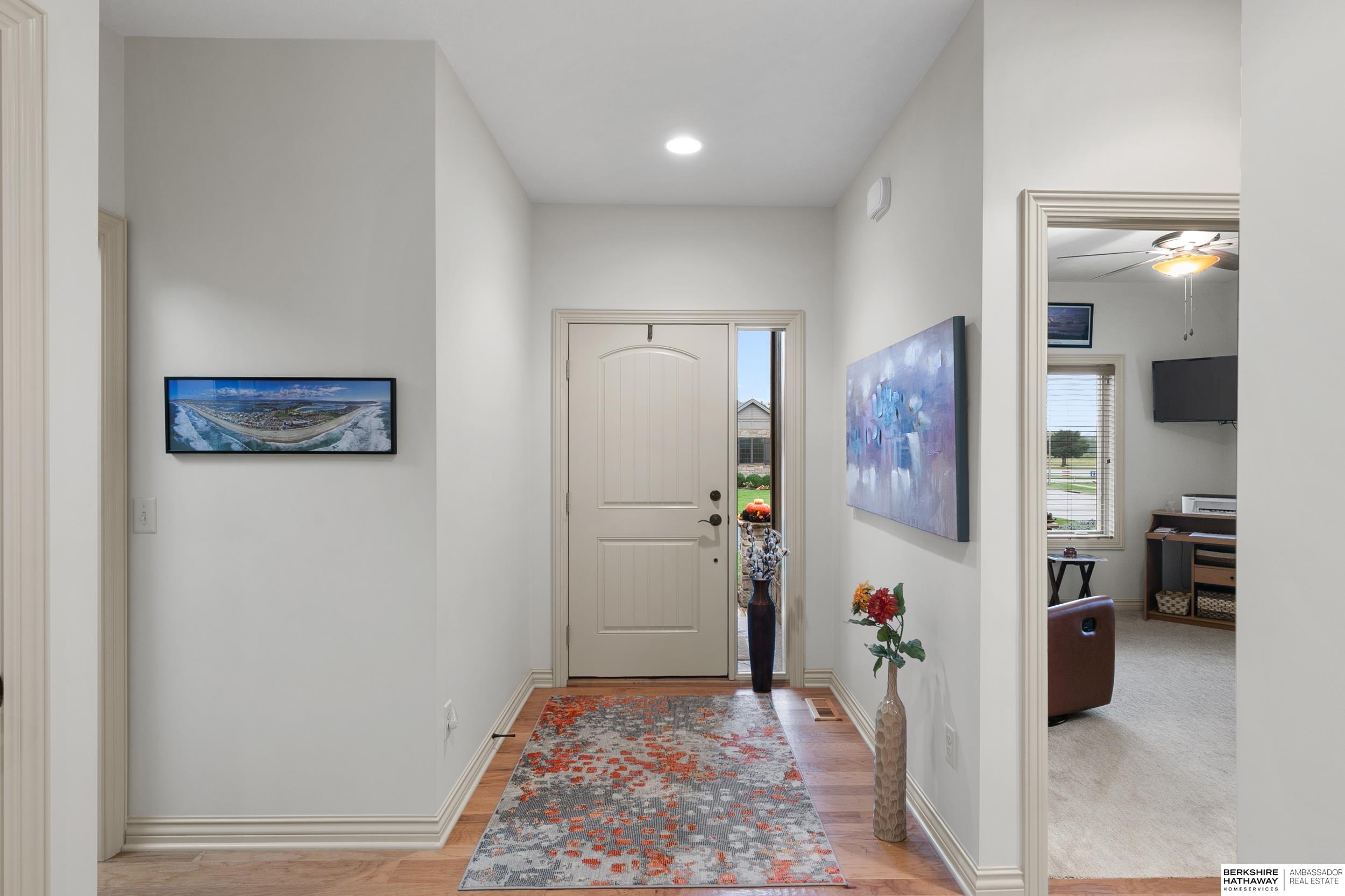 Lincoln, Nebraska 68527, United States, 3 Bedrooms Bedrooms, ,3 BathroomsBathrooms,Residential,Active,224491