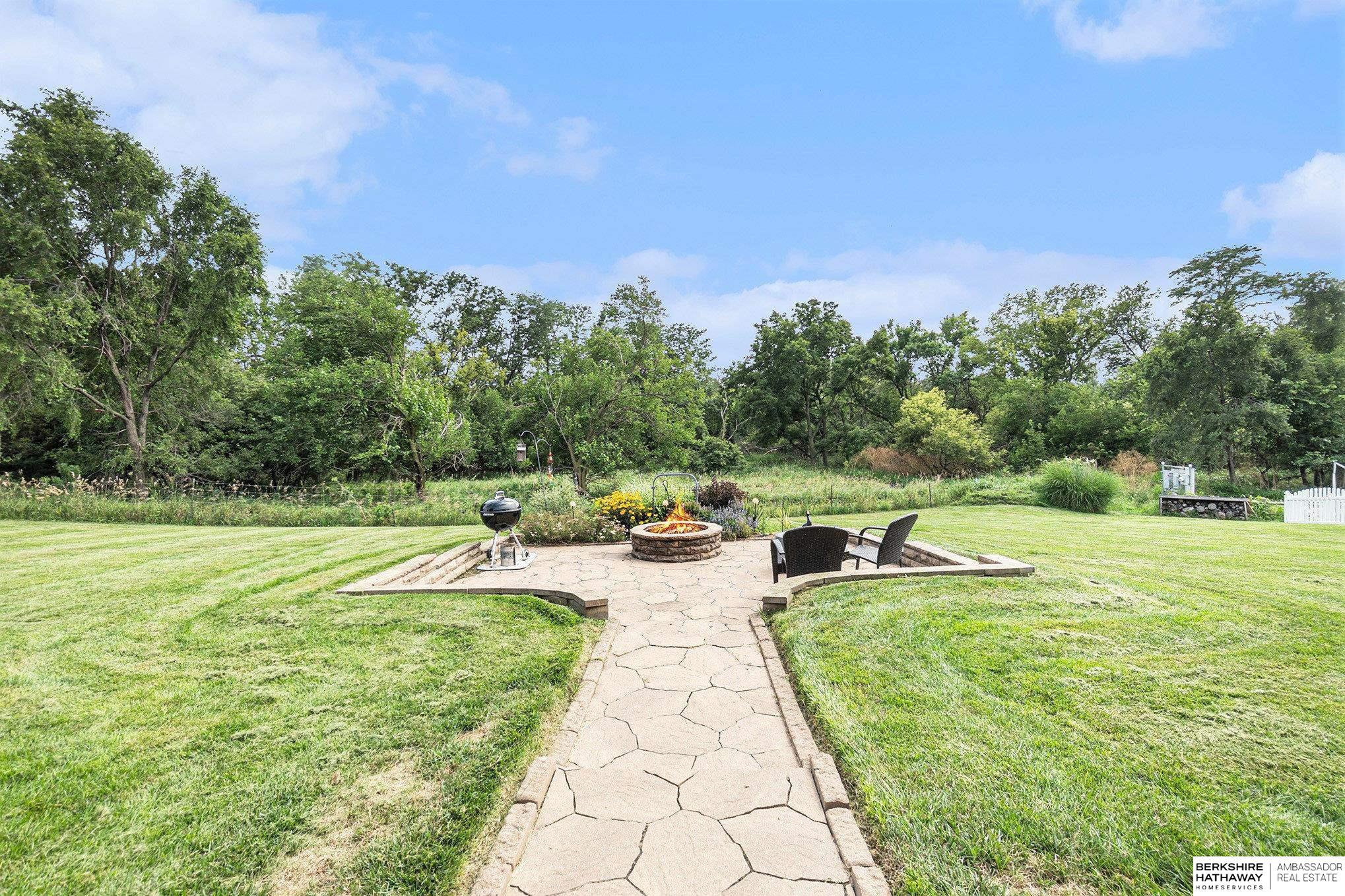 Omaha, Nebraska 68136, United States, 4 Bedrooms Bedrooms, ,3 BathroomsBathrooms,Residential,Active,179198