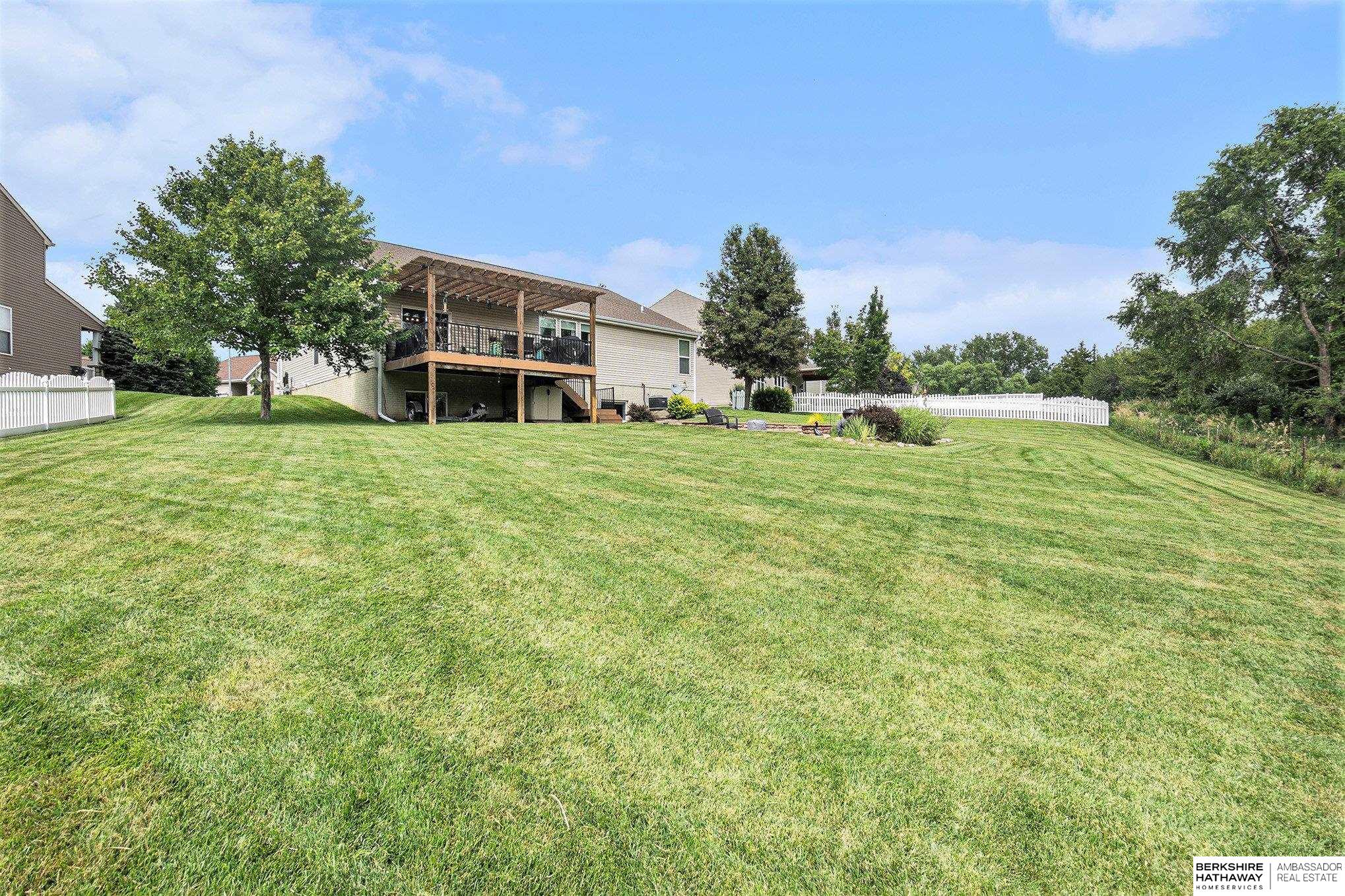 Omaha, Nebraska 68136, United States, 4 Bedrooms Bedrooms, ,3 BathroomsBathrooms,Residential,Active,179198