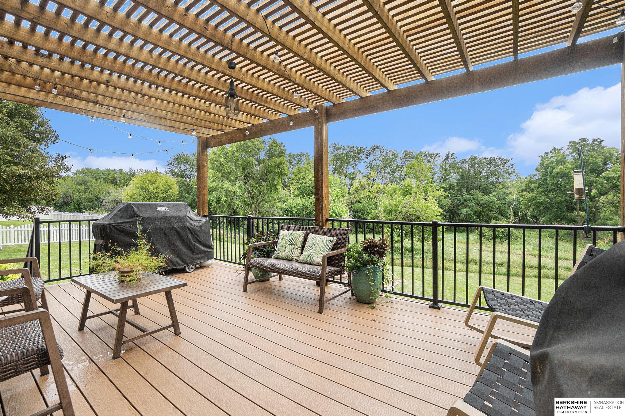 Omaha, Nebraska 68136, United States, 4 Bedrooms Bedrooms, ,3 BathroomsBathrooms,Residential,Active,179198