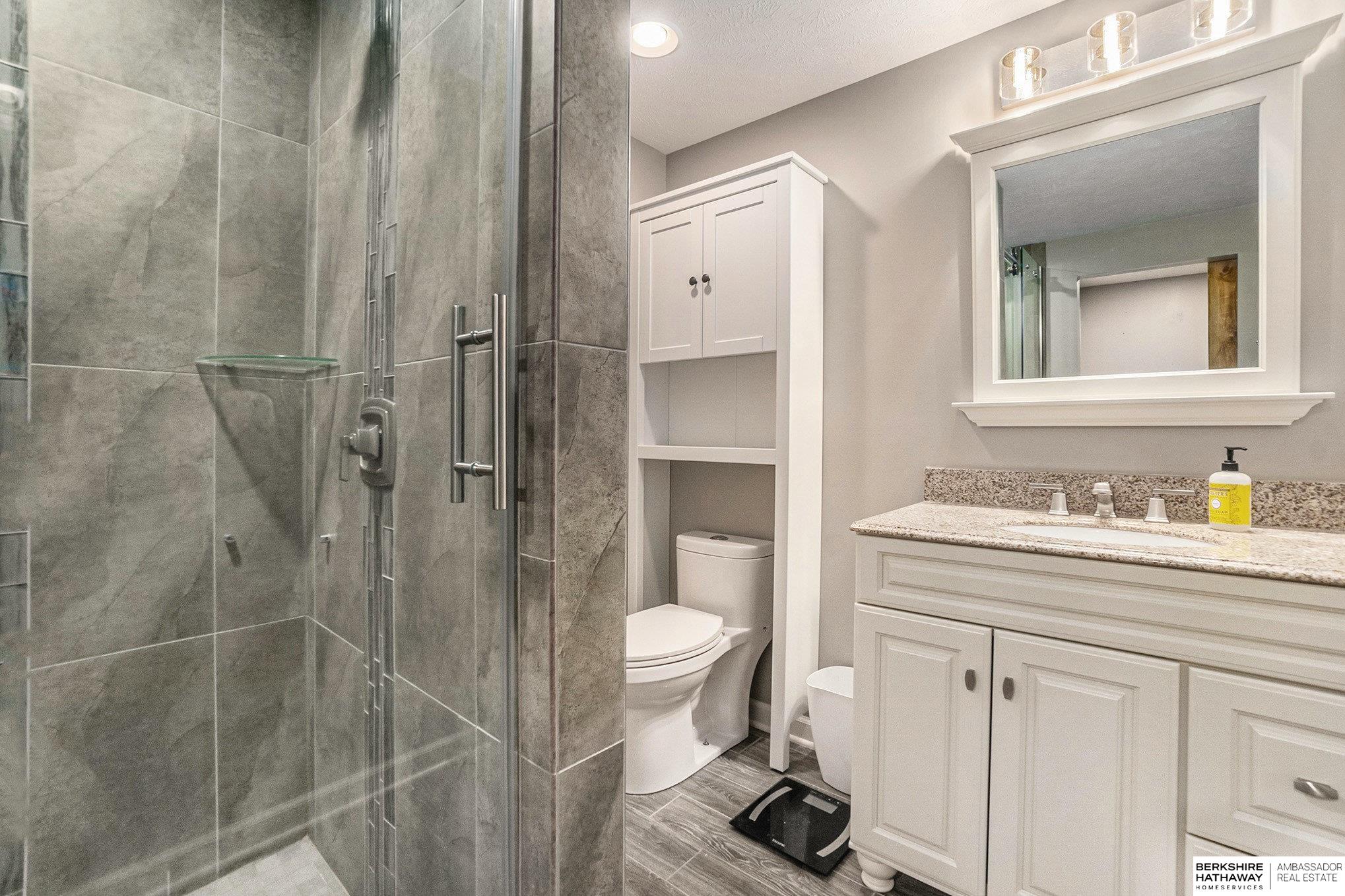 Omaha, Nebraska 68136, United States, 4 Bedrooms Bedrooms, ,3 BathroomsBathrooms,Residential,Active,179198