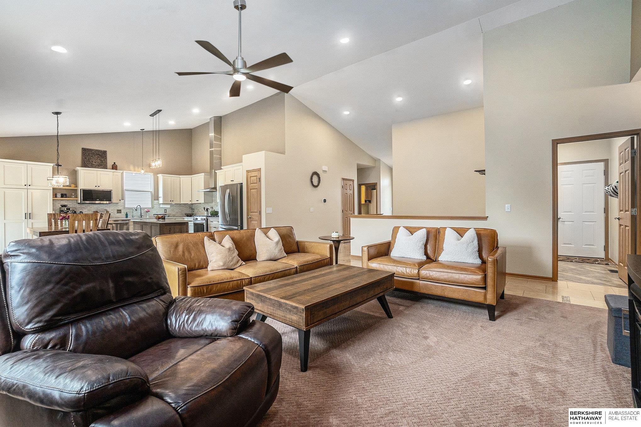 Omaha, Nebraska 68136, United States, 4 Bedrooms Bedrooms, ,3 BathroomsBathrooms,Residential,Active,179198