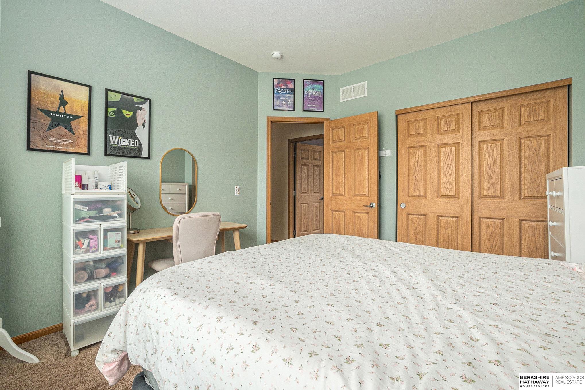 Omaha, Nebraska 68136, United States, 4 Bedrooms Bedrooms, ,3 BathroomsBathrooms,Residential,Active,179198